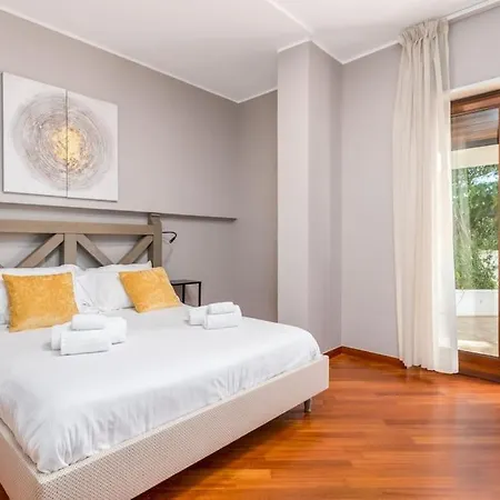 D'aprile Exclusive Luxury With Pool, Jacuzzi,